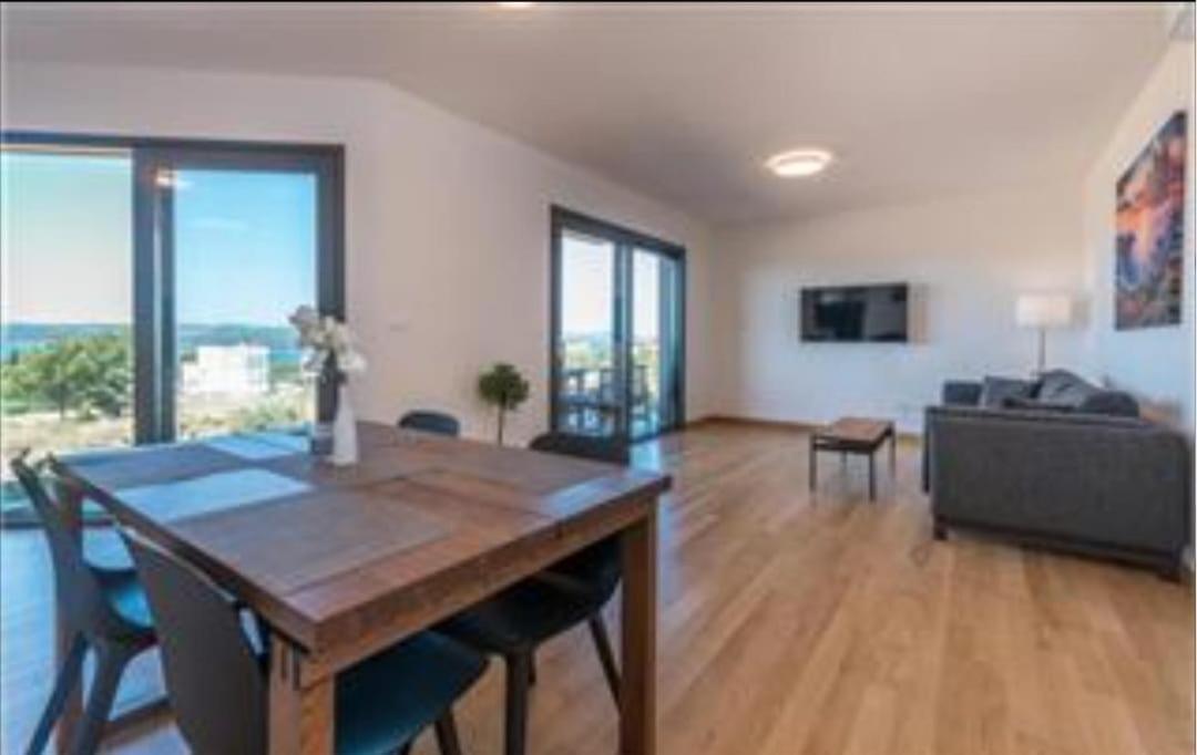 Dvj Apartments 3 Sveti Filip i Jakov Eksteriør bilde